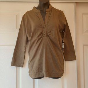 NEW WITH TAGS! TXT Women's Long Sleeved Shirt (4407)